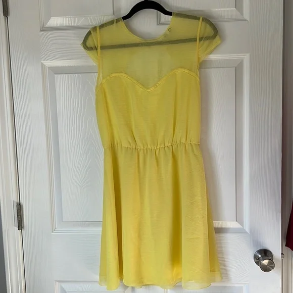 Anthropologie Dresses Anthropologie Dolce Vita Yellow Open